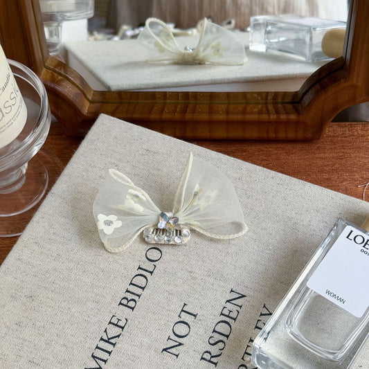 Cute Pet Headwear "Donna"