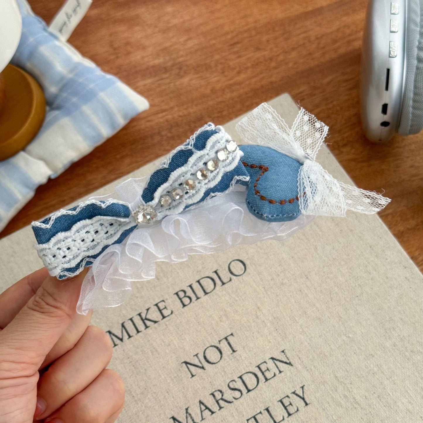 Cute Pet Headwear "Molly"