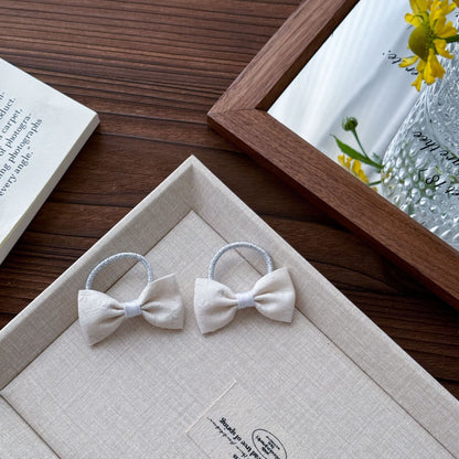 Cute Pet Headwear "Bella"