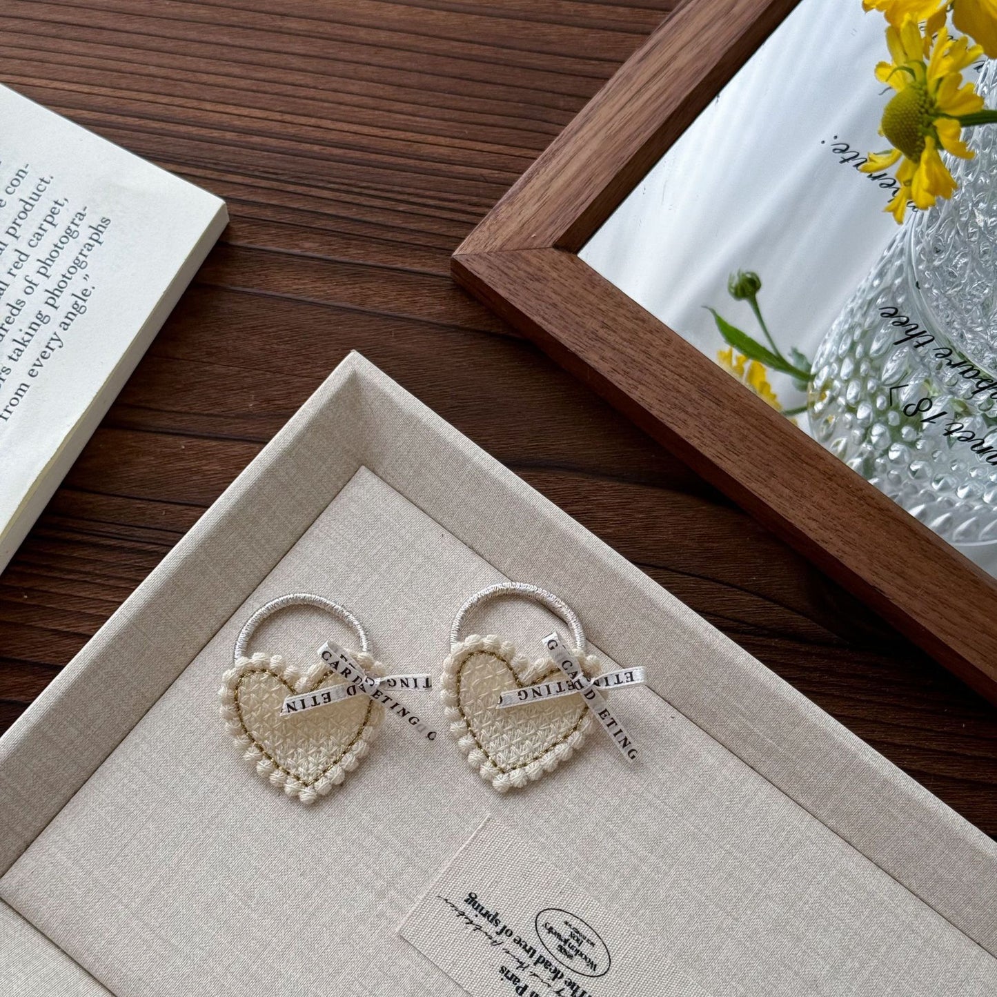 Cute Pet Headwear "Bella"