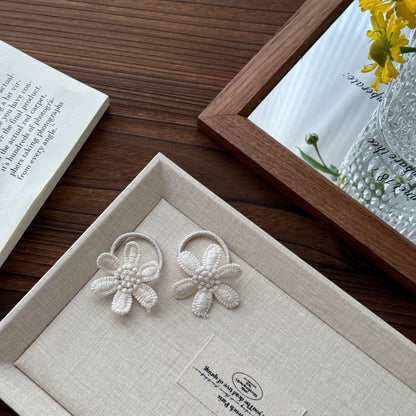 Cute Pet Headwear "Bella"