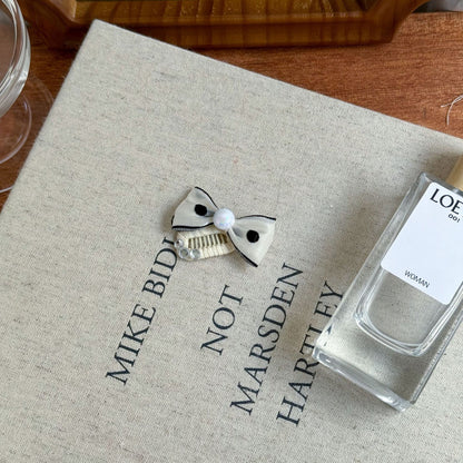 Cute Pet Headwear "Donna"