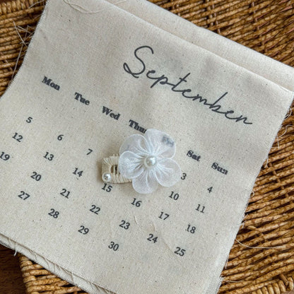 Cute Pet Headwear "Donna"