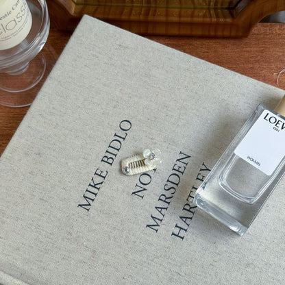 Cute Pet Headwear "Donna"