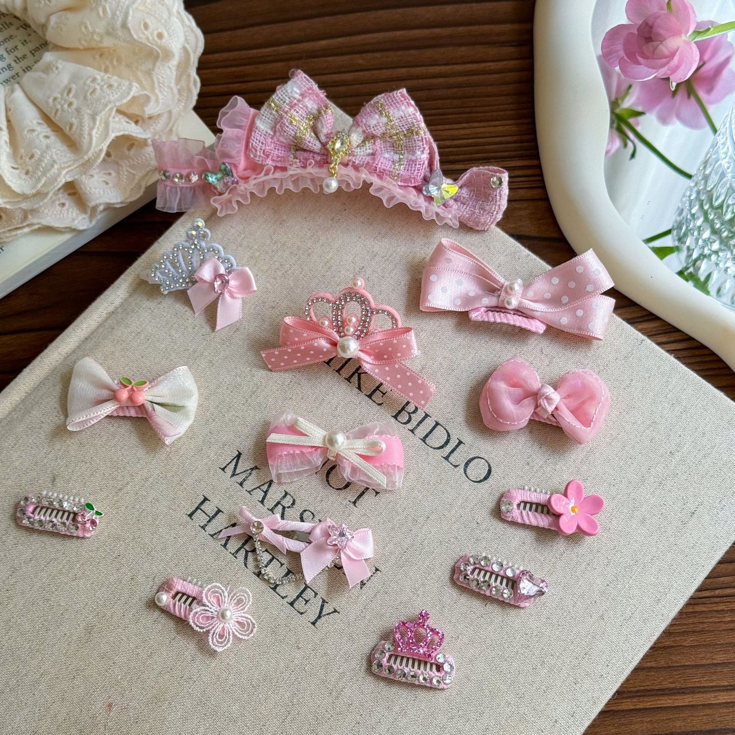 Cute Pet Headwear "Grace"