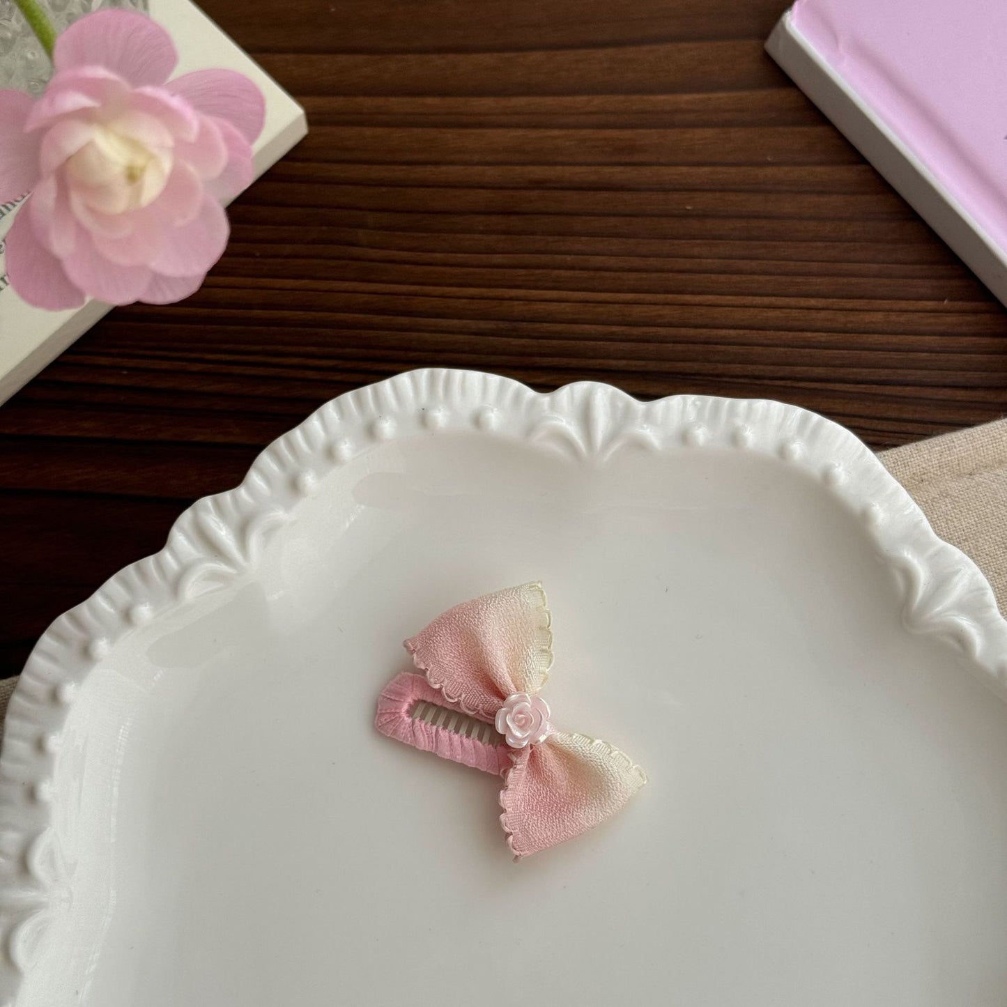 Cute Pet Headwear "Grace"