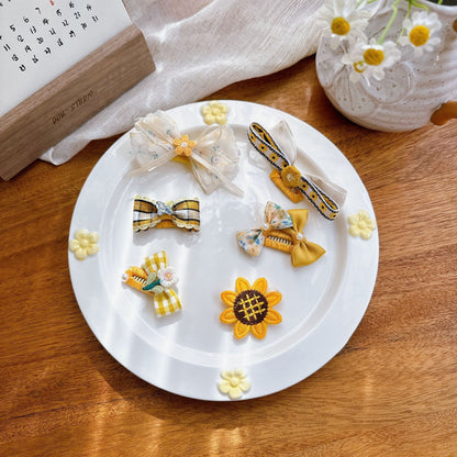 Cute Pet Headwear "Hana"