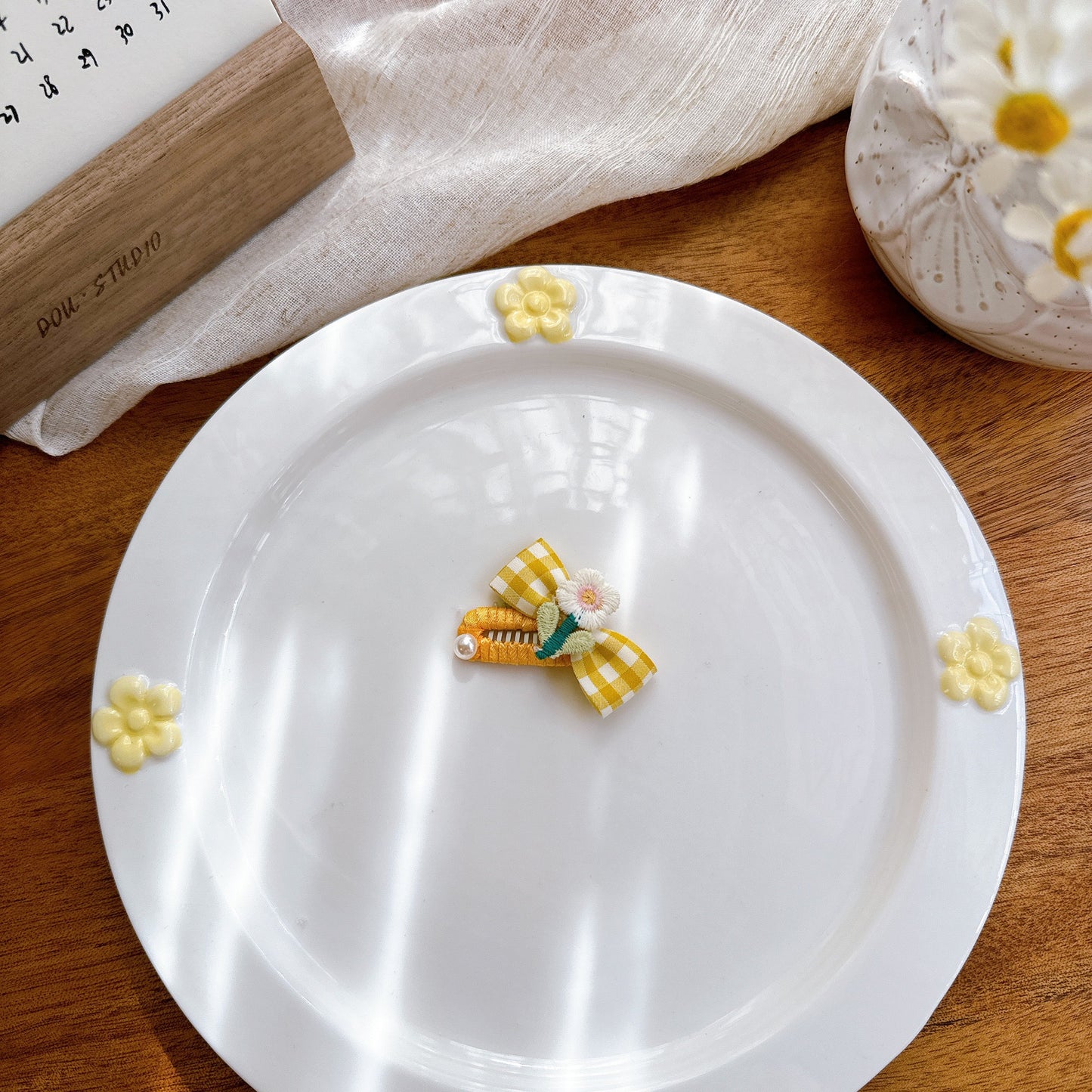 Cute Pet Headwear "Hana"