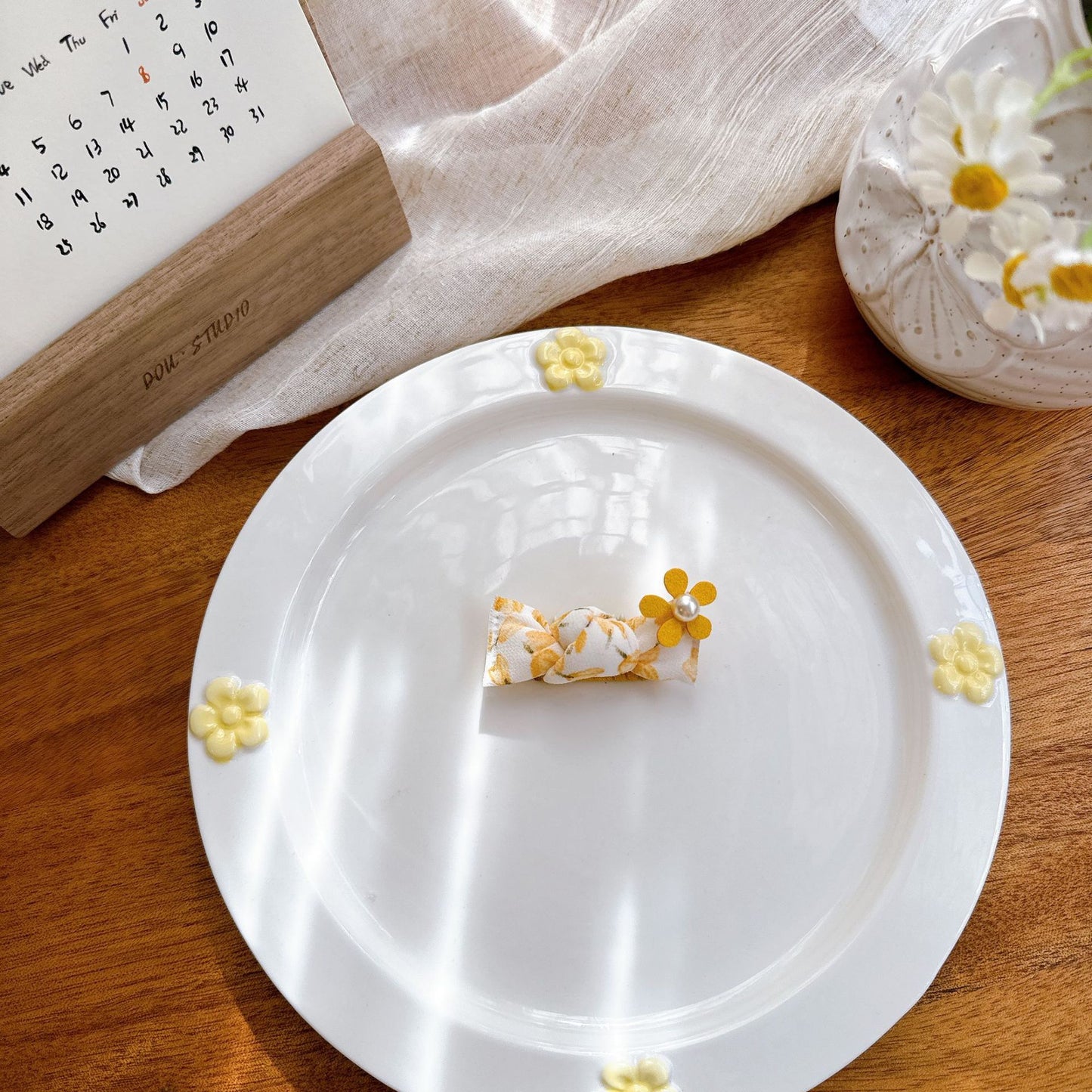 Cute Pet Headwear "Hana"