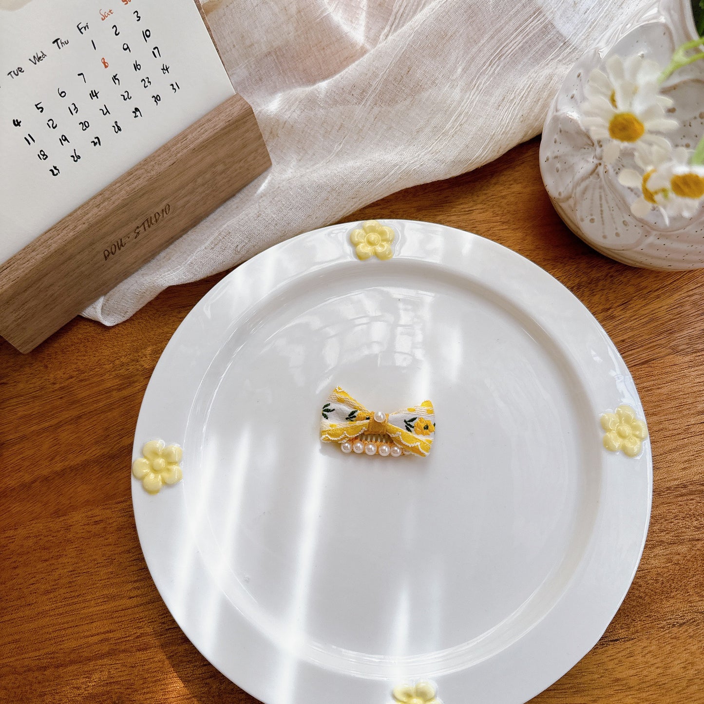 Cute Pet Headwear "Hana"