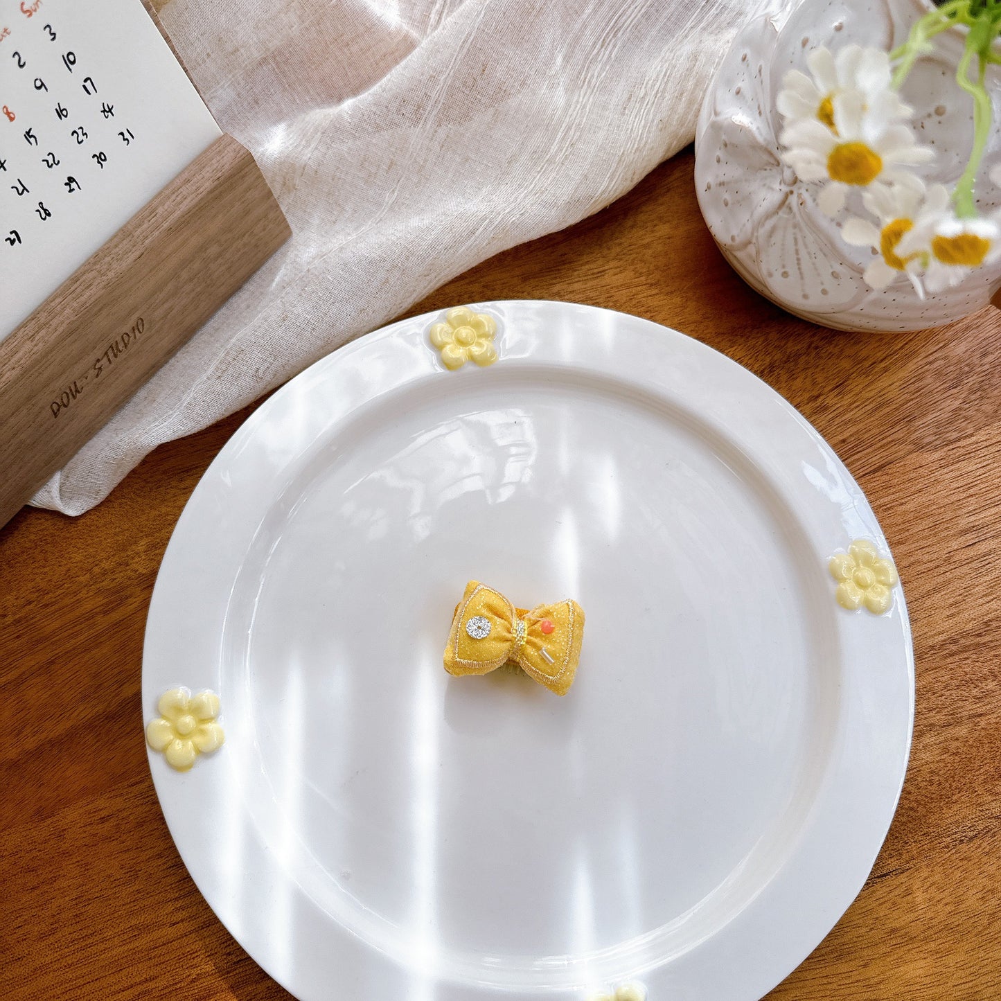 Cute Pet Headwear "Hana"