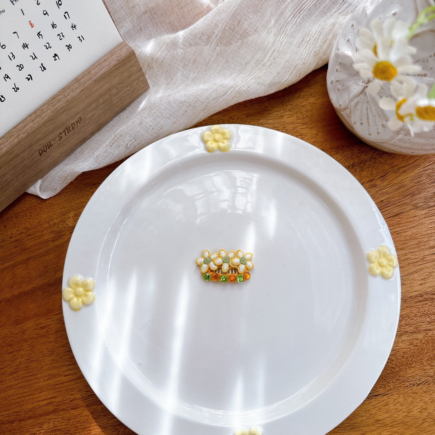 Cute Pet Headwear "Hana"