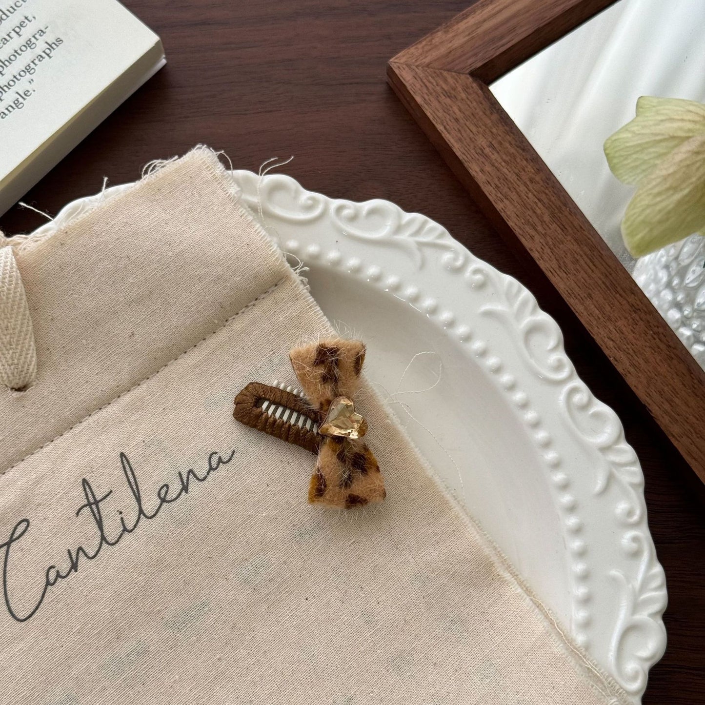 Cute Pet Headwear "Jessie"