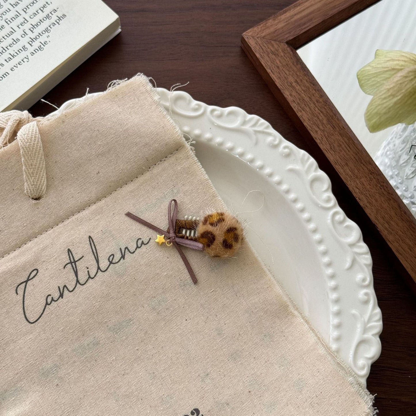 Cute Pet Headwear "Jessie"