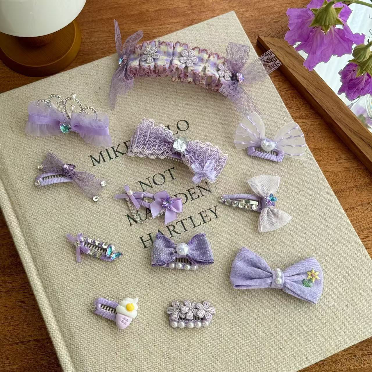 Cute Pet Headwear "Lily"