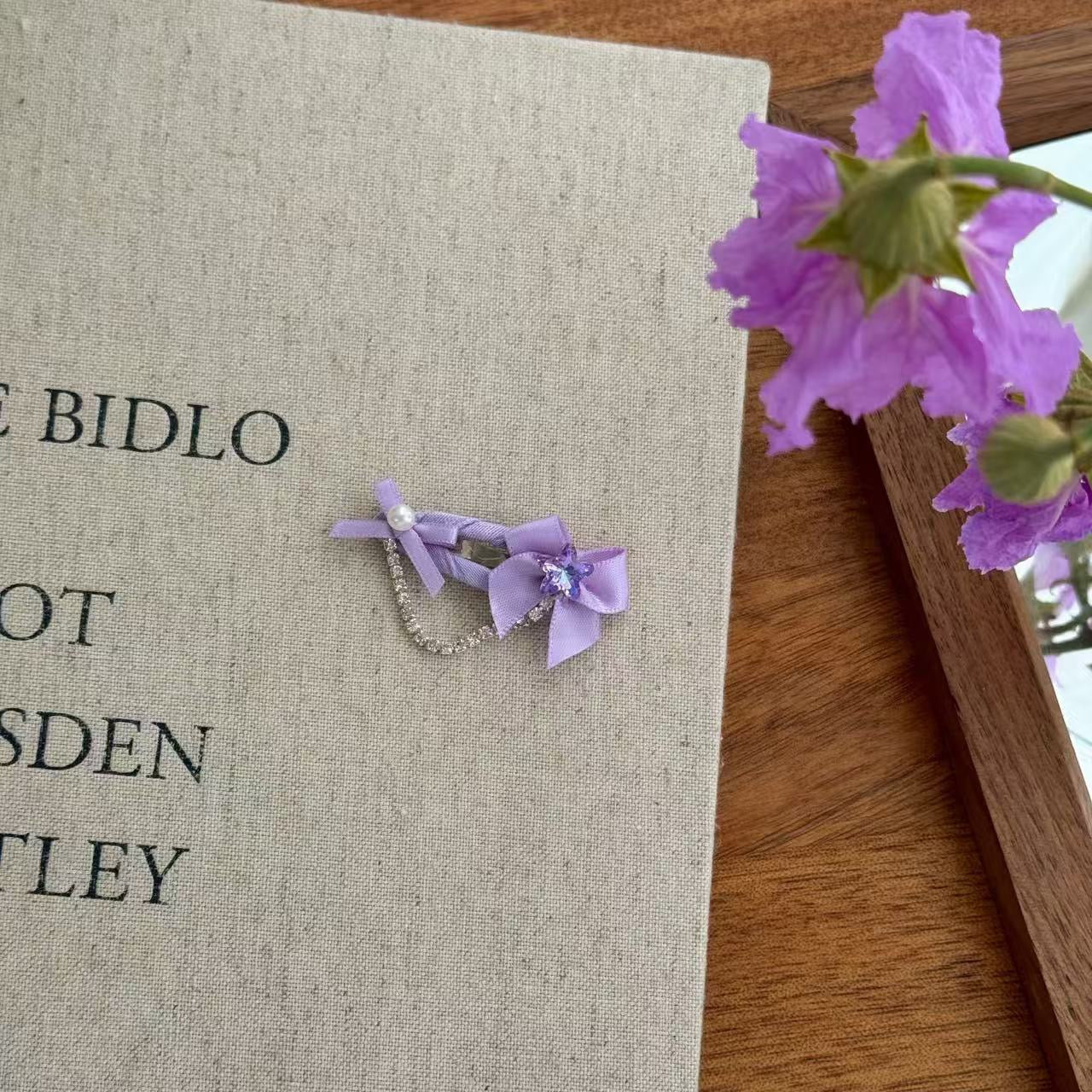 Cute Pet Headwear "Lily"