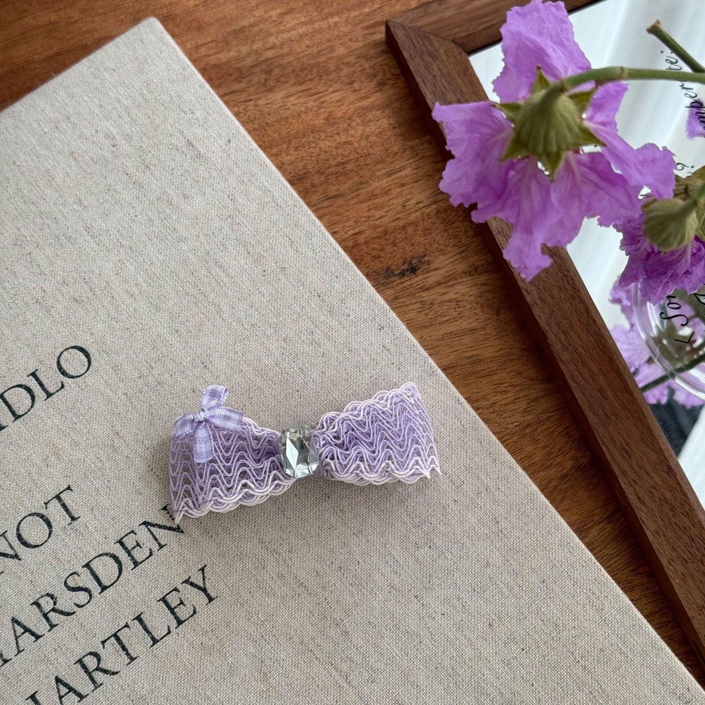 Cute Pet Headwear "Lily"