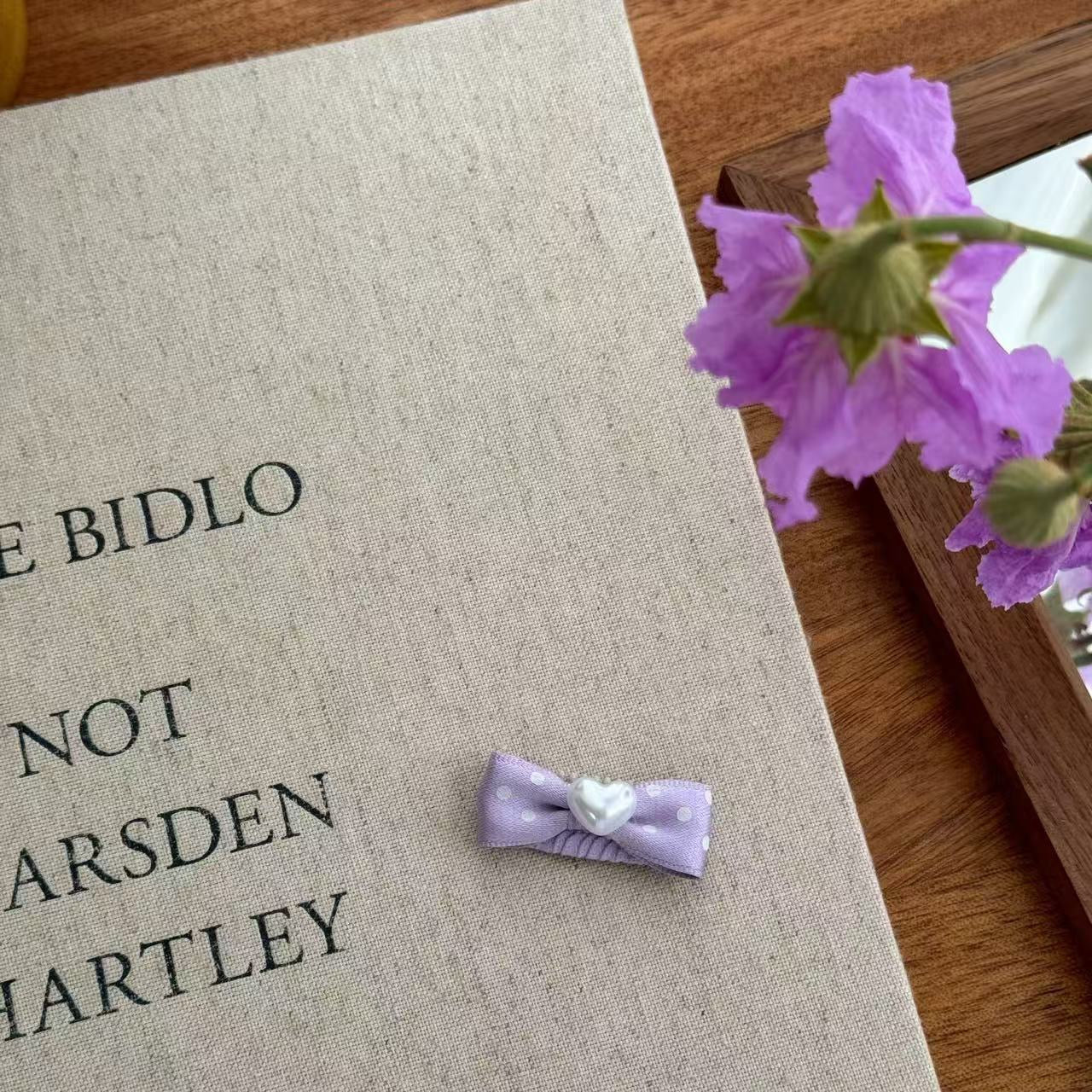 Cute Pet Headwear "Lily"