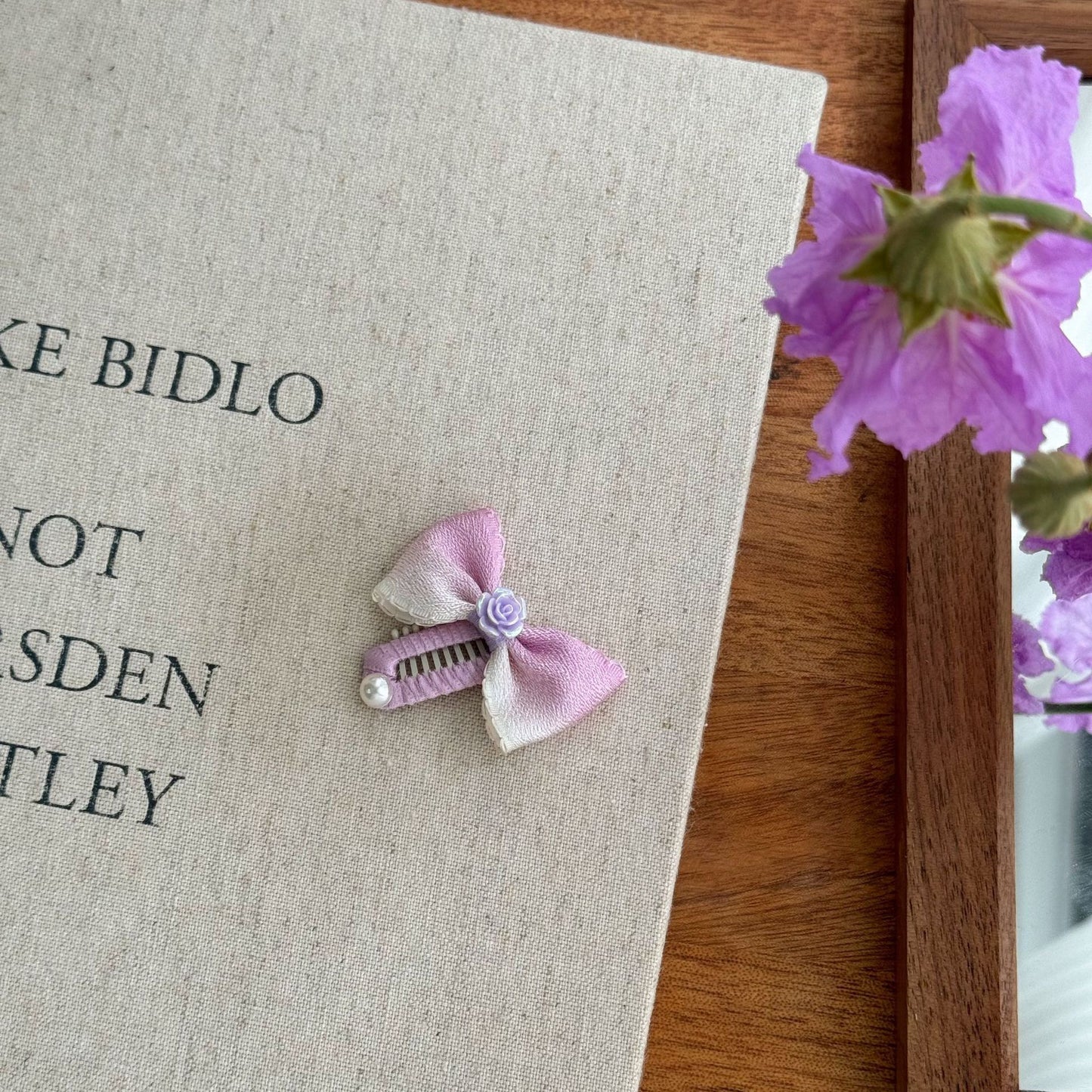 Cute Pet Headwear "Lily"