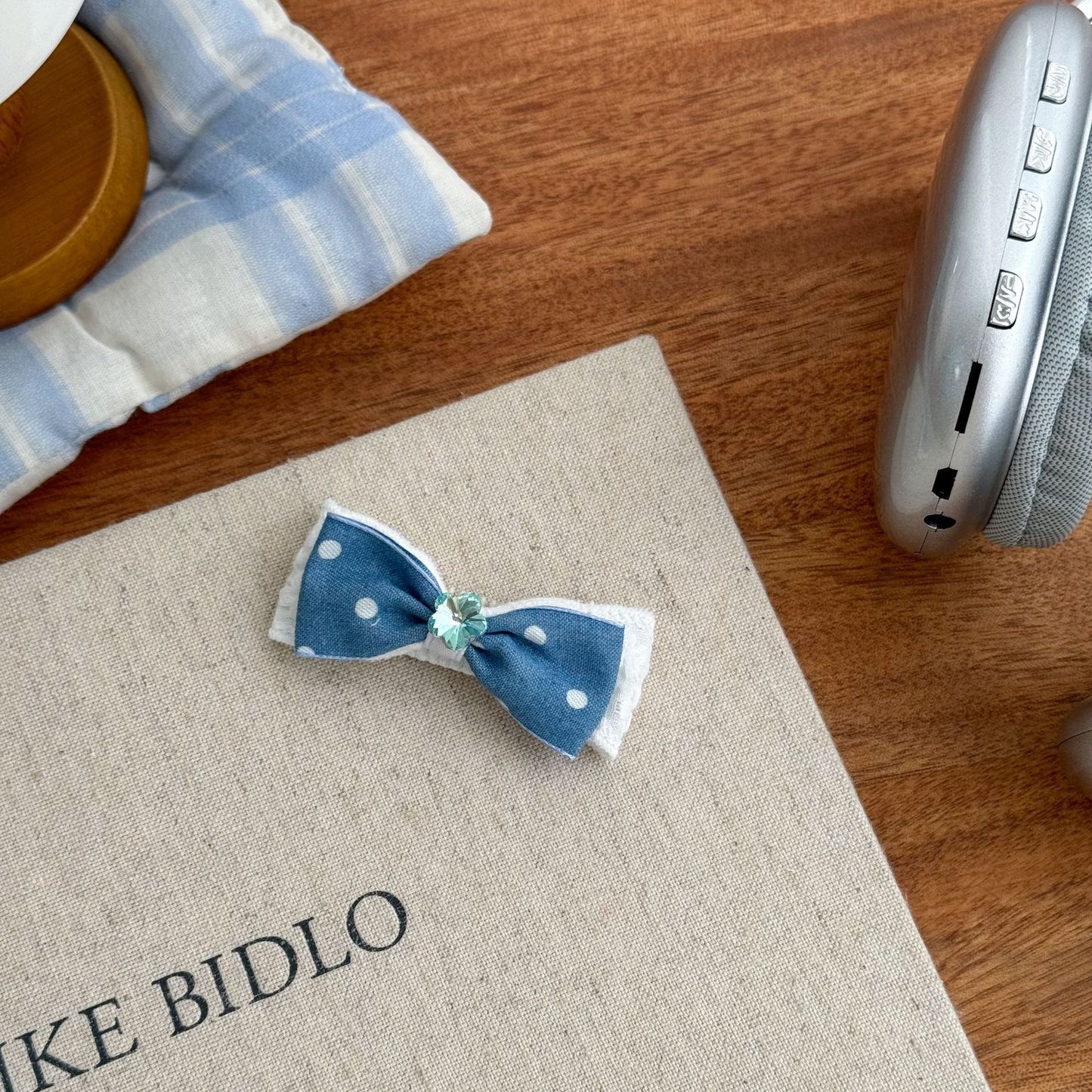 Cute Pet Headwear "Molly"