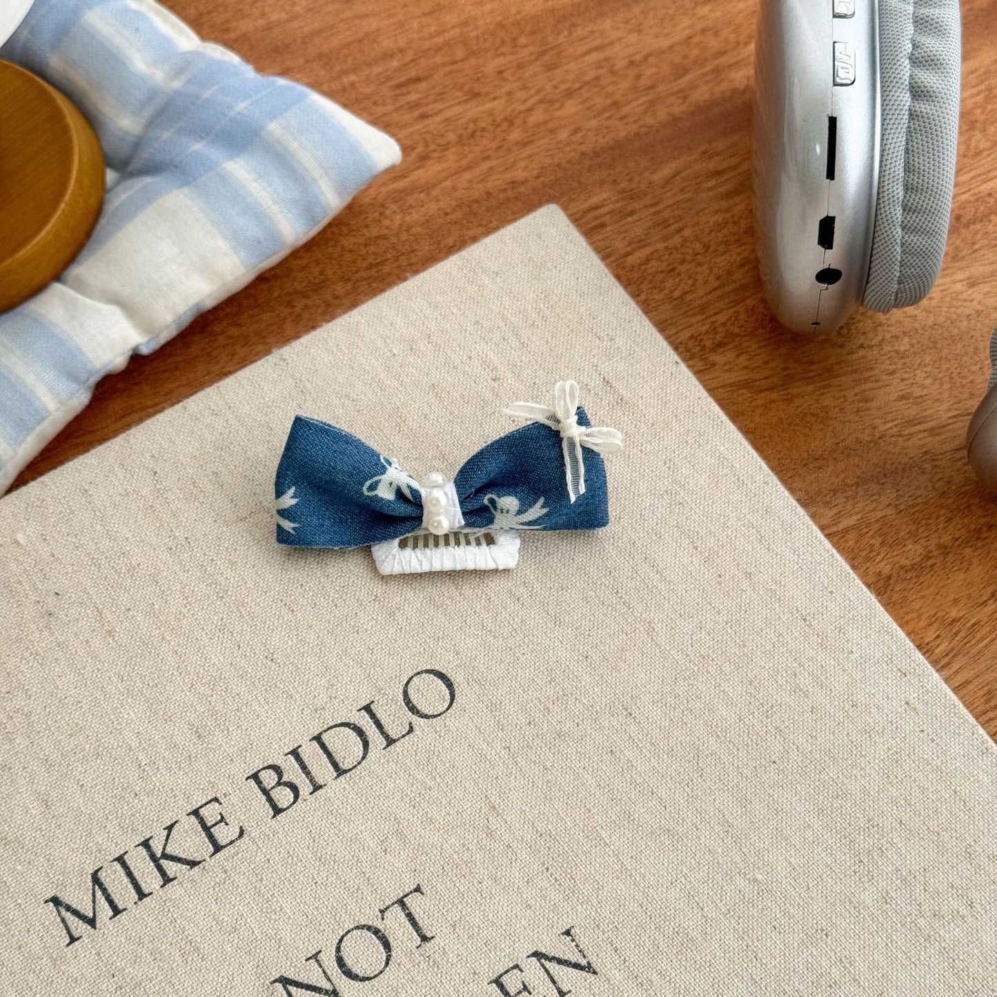 Cute Pet Headwear "Molly"