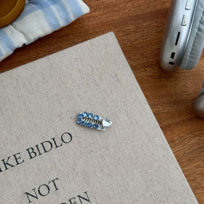 Cute Pet Headwear "Molly"