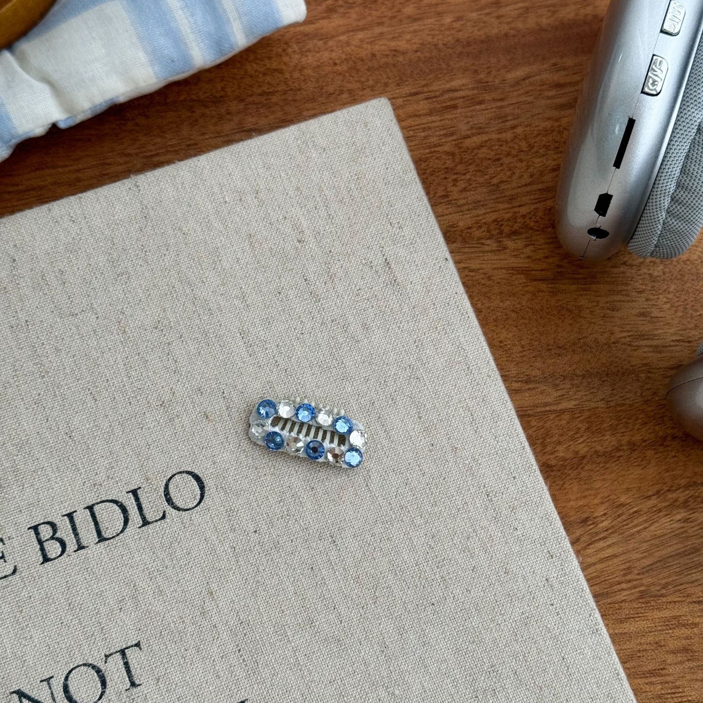 Cute Pet Headwear "Molly"