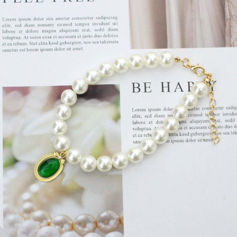 Gemstone Pearl Necklace